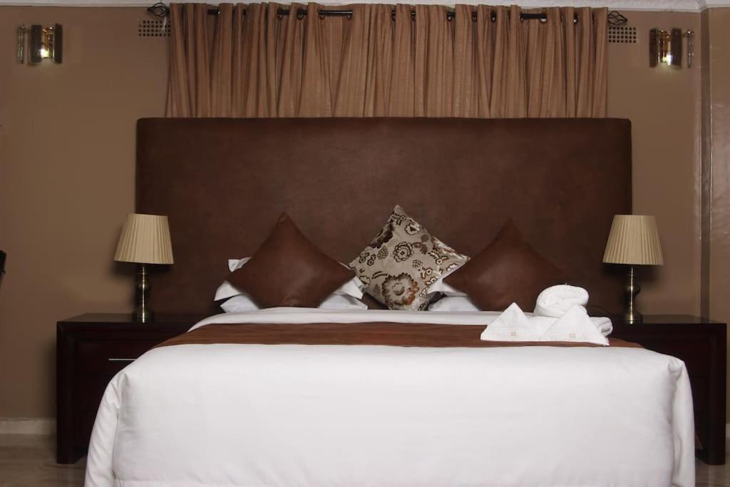 Urban Lifestyles Hotel Nyanda Luaran gambar